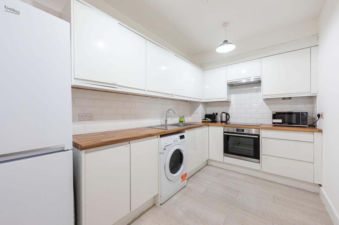 Functional Budget Stay With Wi-Fi And Laundry Facilities Near Tube Station 런던 외부 사진