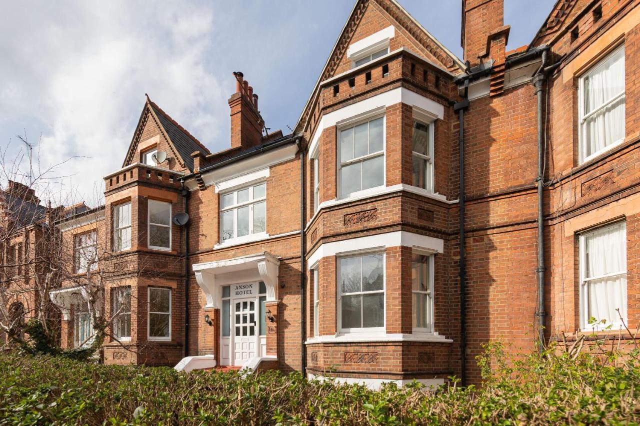 Functional Budget Stay With Wi-Fi And Laundry Facilities Near Tube Station 런던 외부 사진